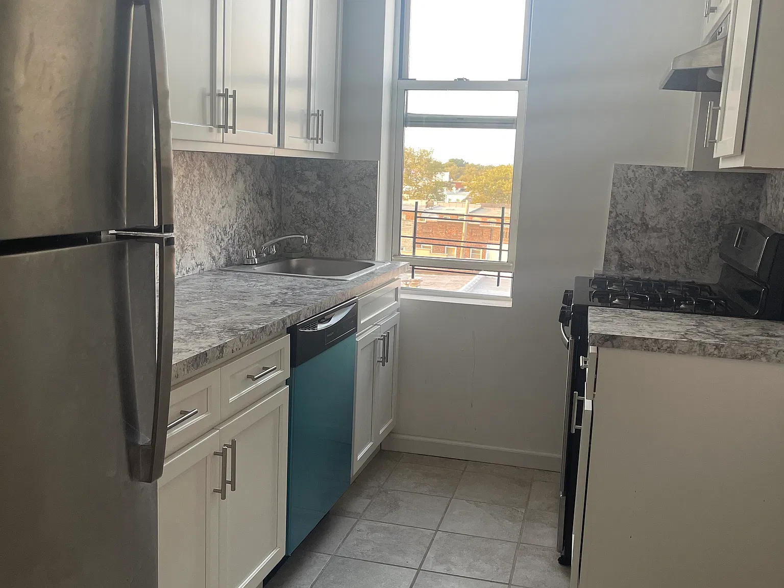 1953 65th Street — Photo 2