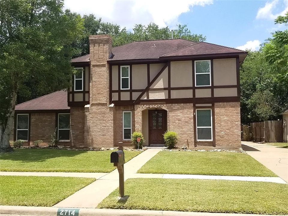 1st image of 2714 River Birch Dr
