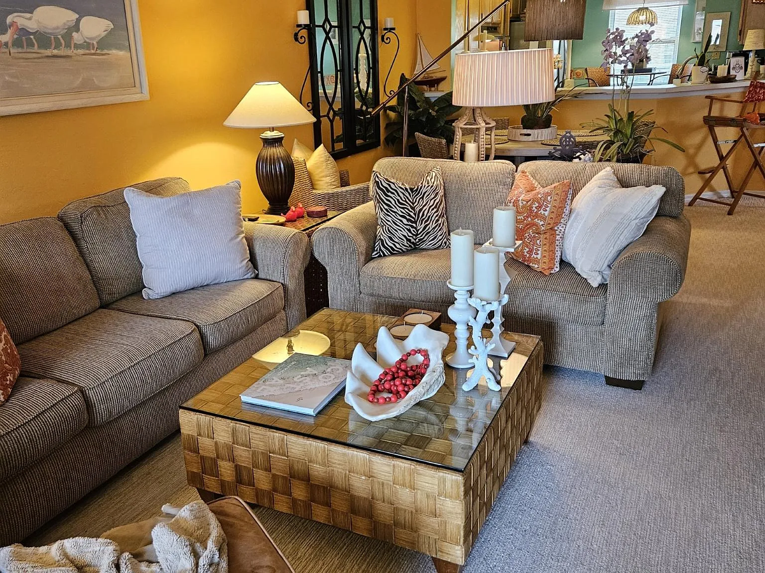 2350 W Crown Pointe Boulevard — Photo 4