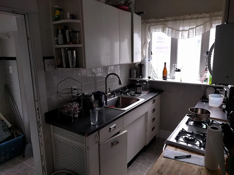 2461 Norwood Ave #1 — Photo 5