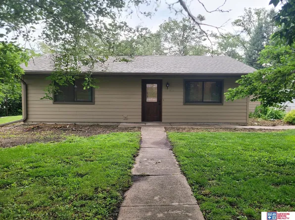 110 Cayuga St, Milford, NE 68405