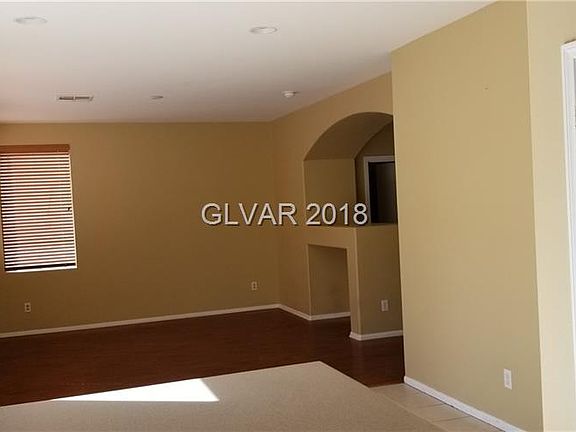 3rd image of 1927 Silver Crest Ct