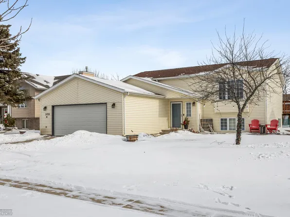 3722 21st St S, Fargo, ND 58104