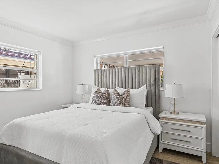 2207 NE 16th Ave — Photo 33