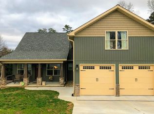 946 Jasmine Ln, Maryville, TN 37801