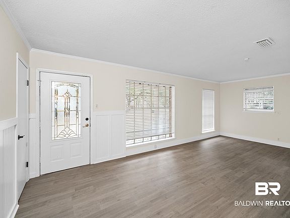 2nd image of 7213 Melissa Dr