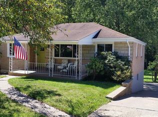 1112 Logan Rd, Bethel Park, PA 15102