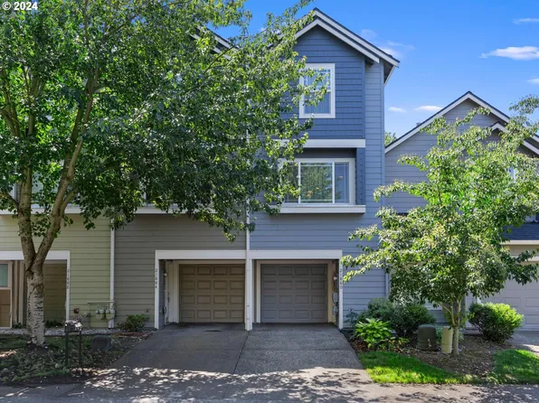 21880 NE Heartwood Cir, Fairview, OR 97024