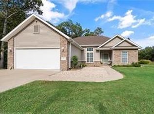 2 Moniave Ln, Bella Vista, AR 72715
