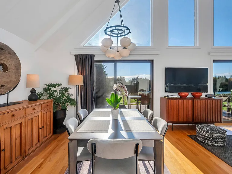 42 Far Pond Rd — Photo 11