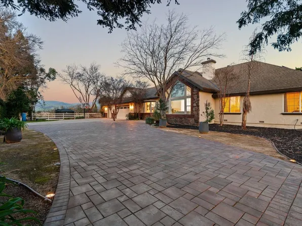 380 W Middle Ave, Morgan Hill, CA 95037