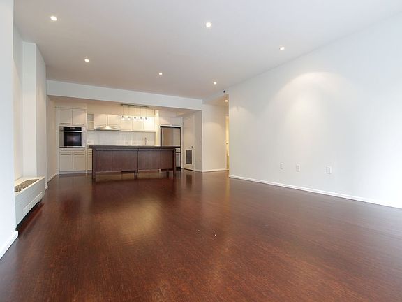 3rd image of 231-233 10th Ave #4B