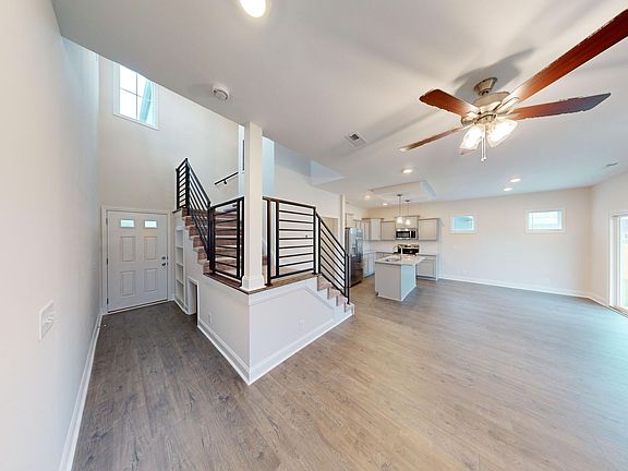 2nd image of 2091 Ireland Way