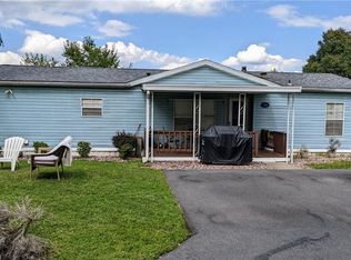 1003 Pecan Dr, Breinigsville, PA 18031