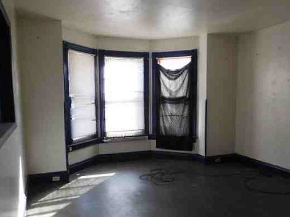 5th image of 1190 Iranistan Ave