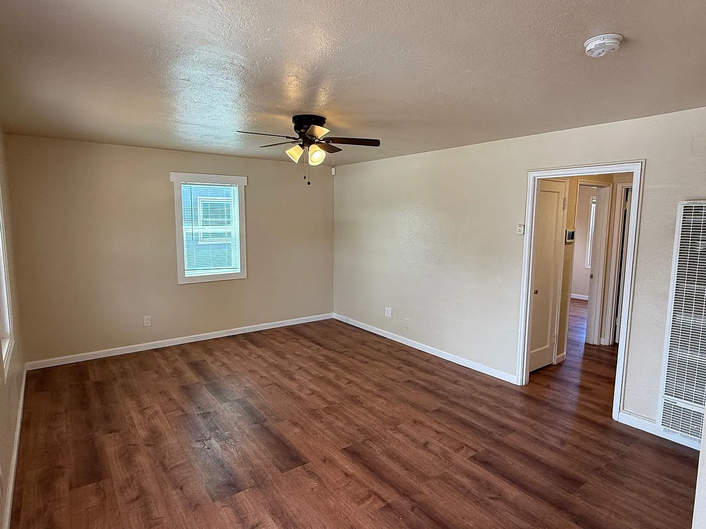 Pending - Richmond 2-Bedroom Single Family Home w/ 1-Car Garage — Photo 3