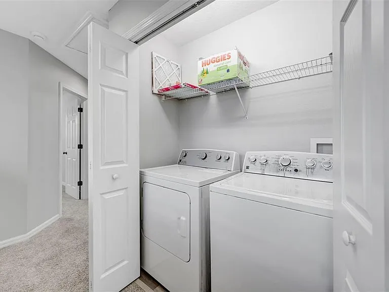 6705 Holly Heath Dr — Photo 35