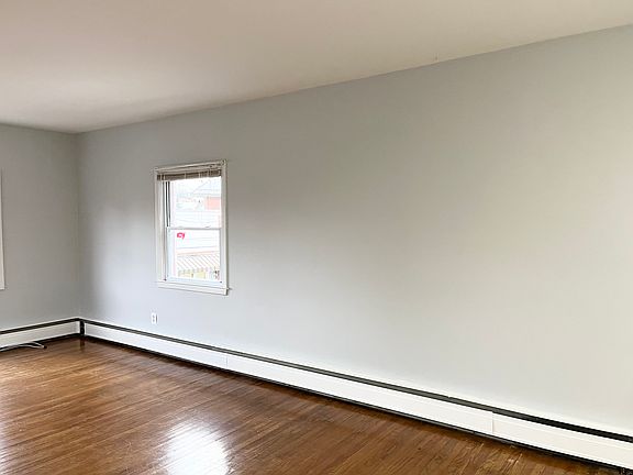 5th image of 397 E Baltimore Ave APT 201