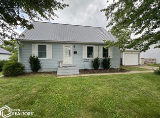 603 N Davis St, Bloomfield, IA 52537