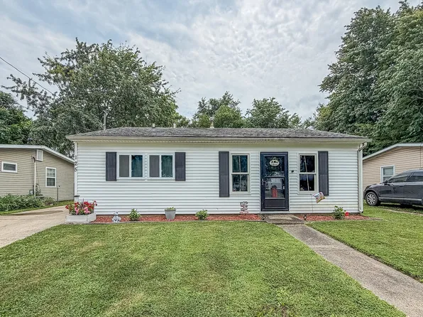 125 Woodlawn Ave, Mattoon, IL 61938