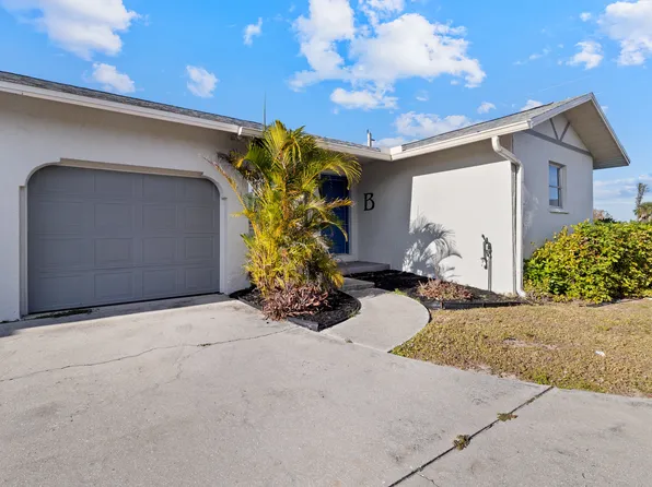 51 Boundary Blvd, Rotonda West, FL 33947