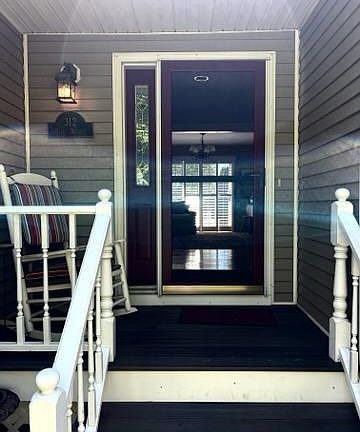 4th image of 312 Riley Avenue