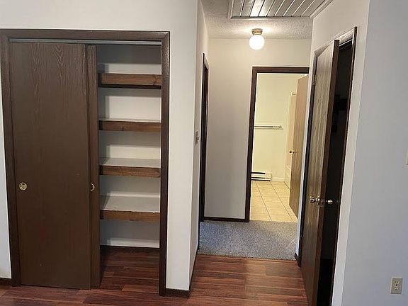 5th image of 104 Leeward Dr APT 9