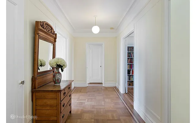 Sold by Douglas Elliman | media 22