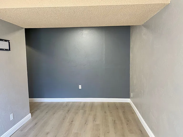Room 4