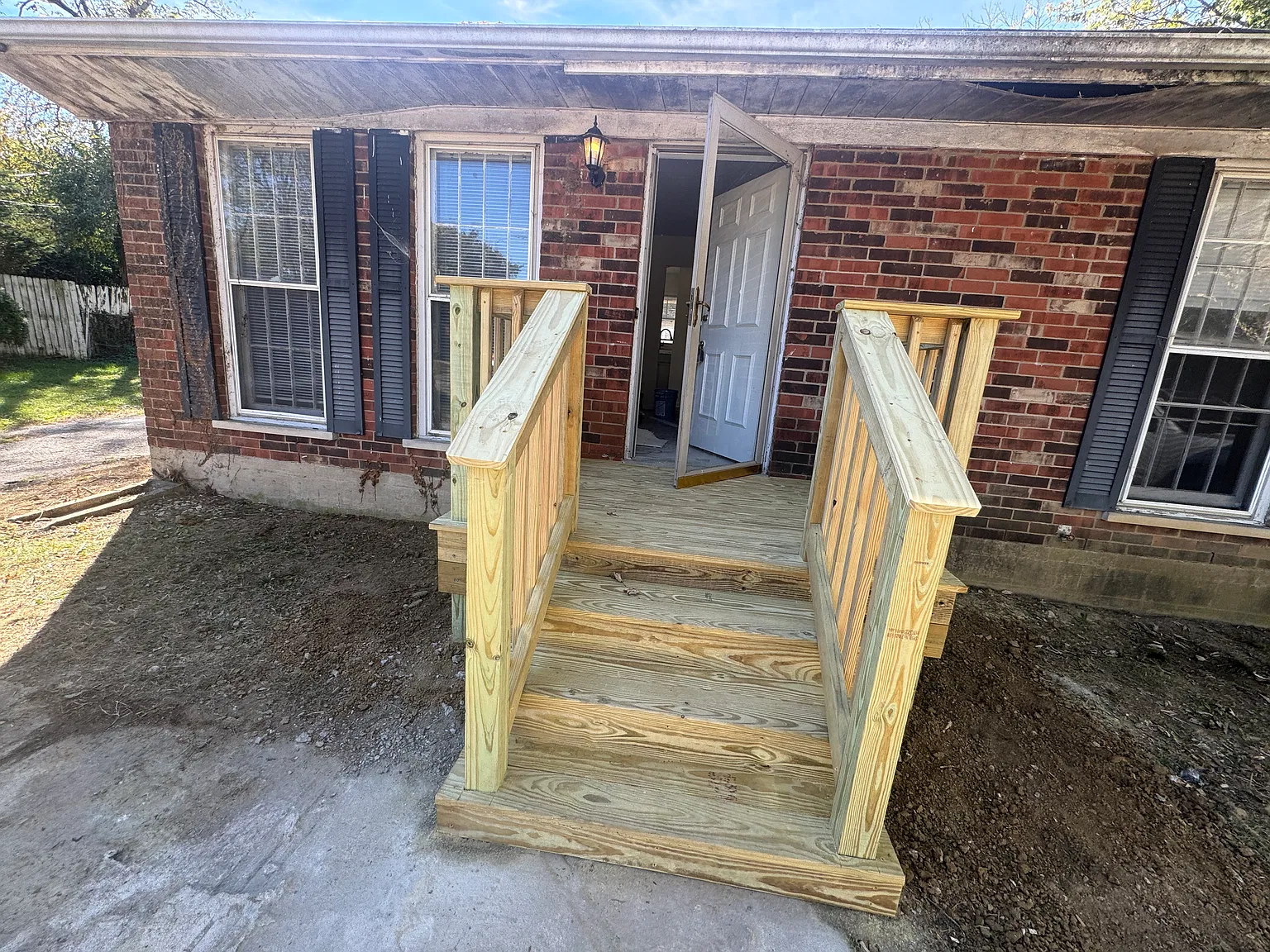 3 bed, 1025 sqft, $1,795 — Photo 2