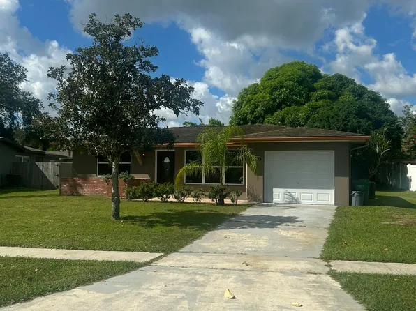 270 NE Mainsail Street, Port St Lucie, FL 34983