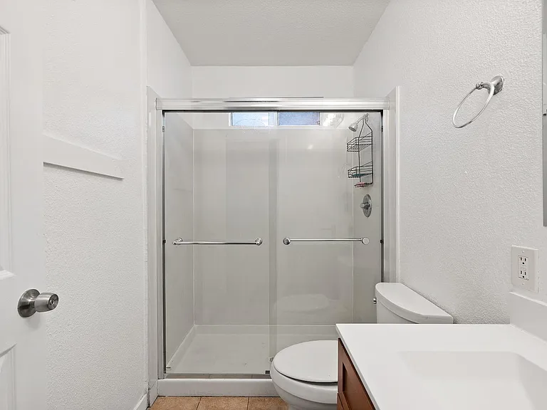 2227 62nd Ave — Photo 14