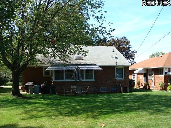 2nd image of 5851 Clearview Dr