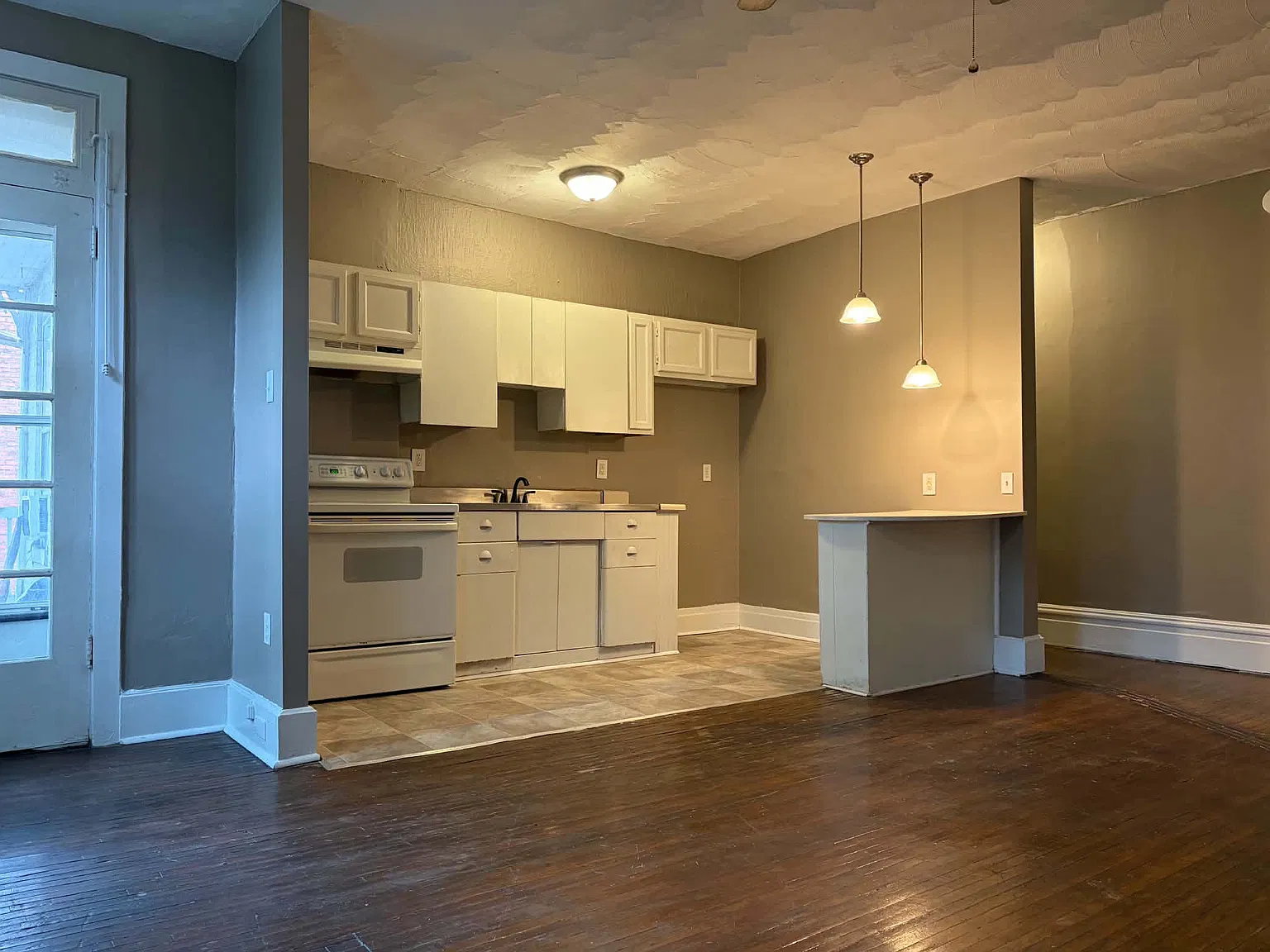 210 Muench St — Photo 2