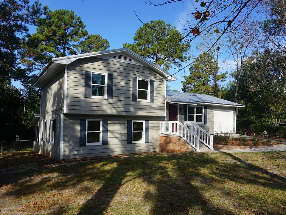 641 Glenwood Dr