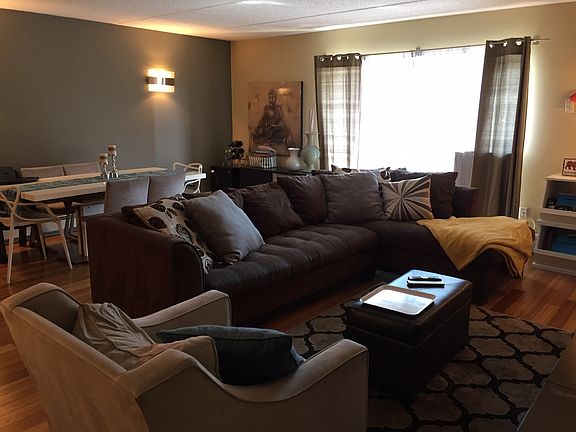 3rd image of 32 Whites Ave #F3305