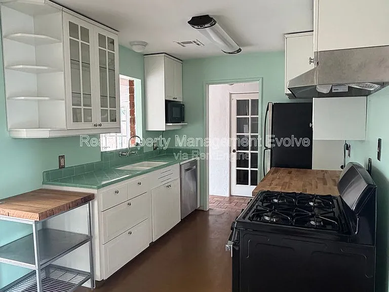2246 W Mulberry Dr — Photo 7