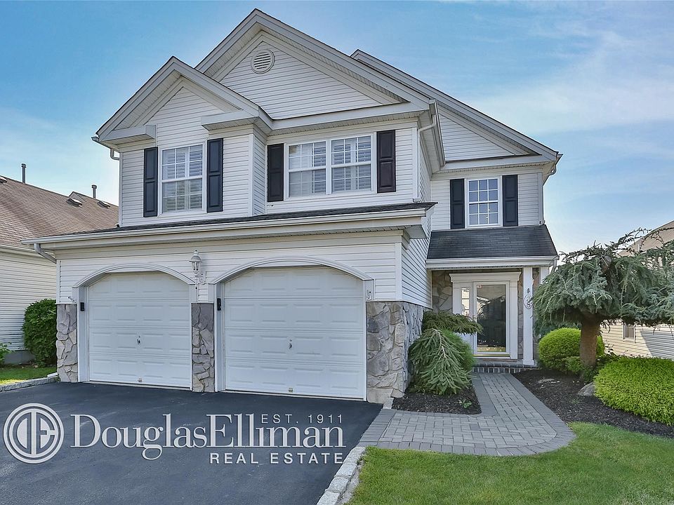 1st image of 38 Julia Cir