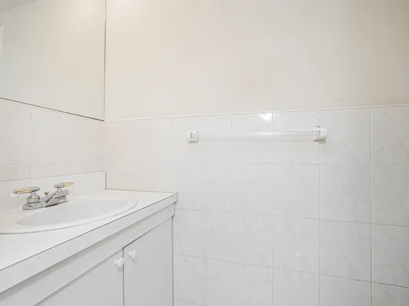 30 Westport Lane image 7 of 29