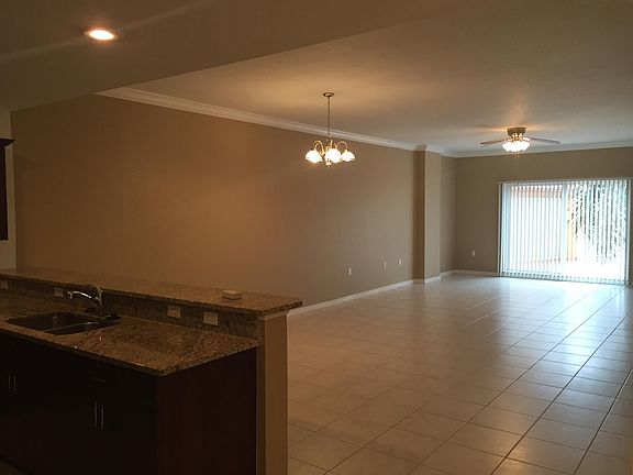 Kitchen, Breakfast and Living