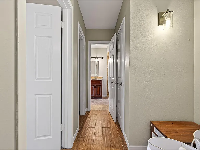 9310 Cliffwood Dr — Photo 38