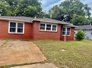 327 Milton Rd, Montgomery, AL 36110