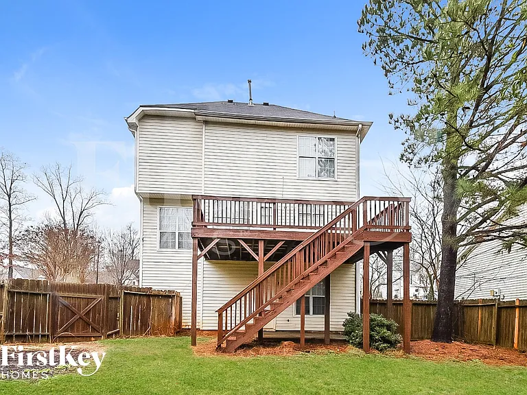 276 Due West Dr — Photo 15