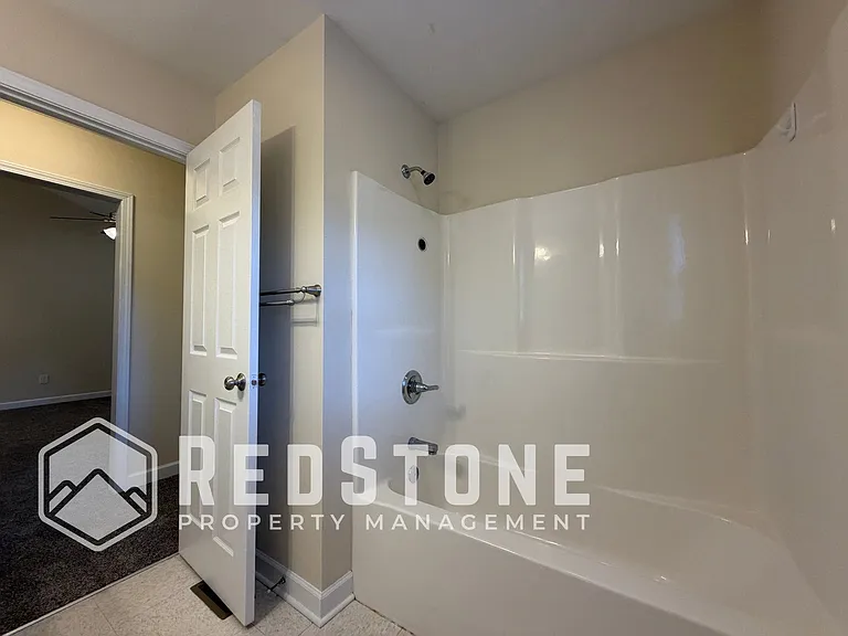 2621 Trail Five — Photo 17