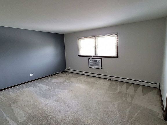 5th image of 4508 Park Ave #3C
