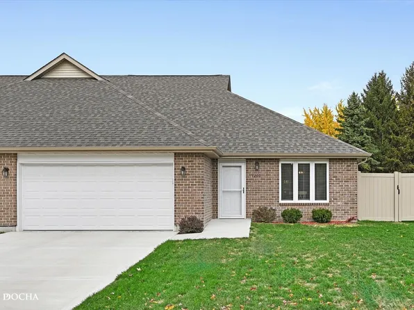 1260 Oak Grove Ct, Morris, IL 60450