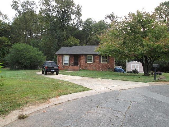 2nd image of 1600 Tower Ct