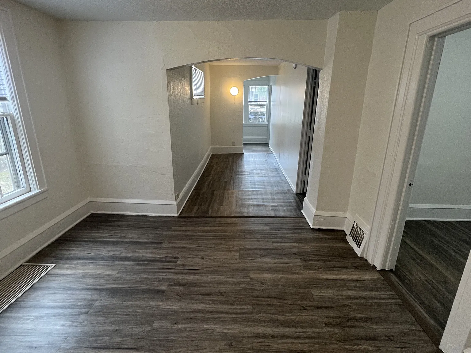 571 Charles Ave - 1 — Photo 4