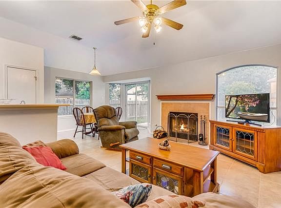 5th image of 1570 Brandi Cir