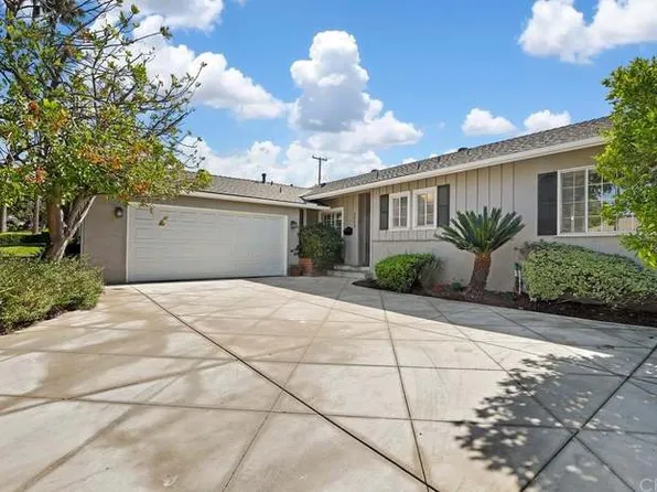 1018 N Lincoln Ave, Fullerton, CA 92831